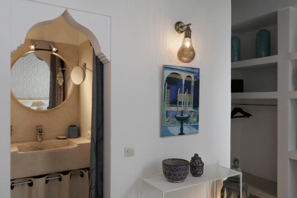 Riad 103 Medina Pool And Hammam マラケシュ エクステリア 写真