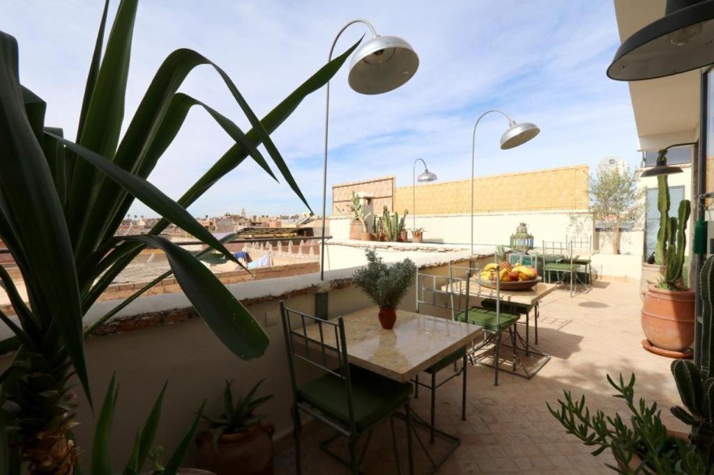 Riad 103 Medina Pool And Hammam マラケシュ エクステリア 写真